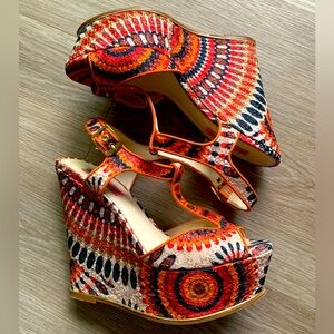 Colorful 5 inch platform